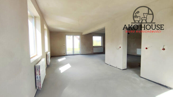 Wyjątkowy dom z potencjałem i dużym garażem!