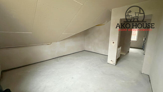 Wyjątkowy dom z potencjałem i dużym garażem!