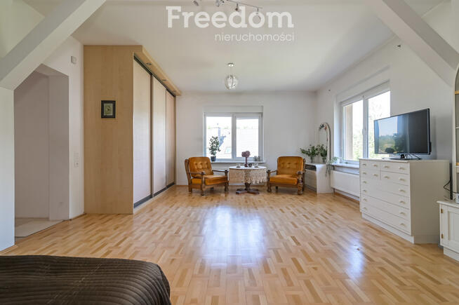 Dom w pięknej okolicy nad jeziorem, 700 m Osowej