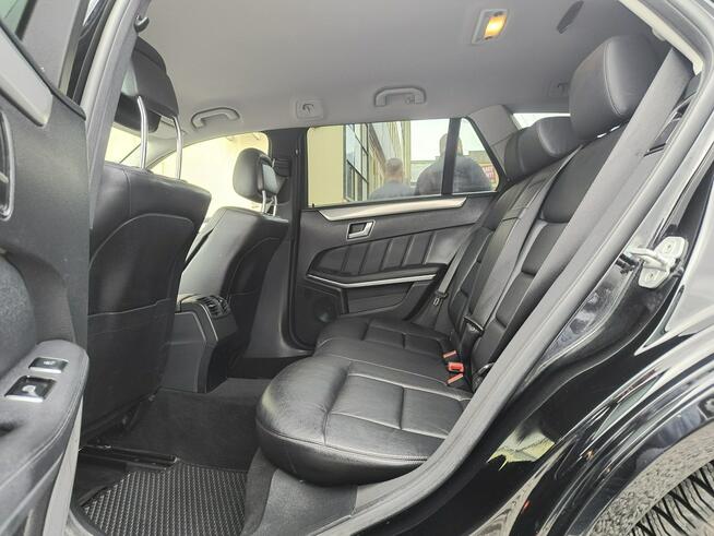 Mercedes E 350 Podgrzewana Kanapa tył| Nawigacja| Kamera cofania| RADAR| Skóry|FULL