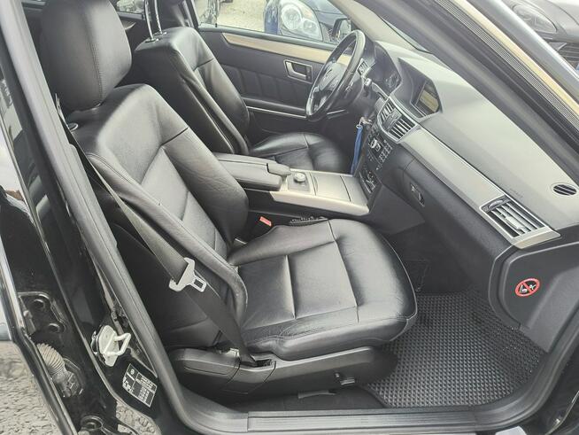 Mercedes E 350 Podgrzewana Kanapa tył| Nawigacja| Kamera cofania| RADAR| Skóry|FULL