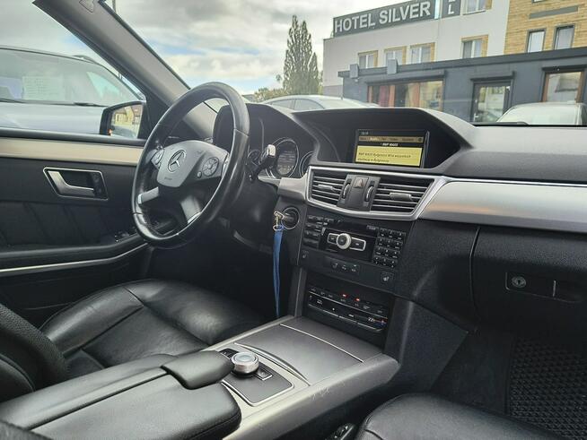 Mercedes E 350 Podgrzewana Kanapa tył| Nawigacja| Kamera cofania| RADAR| Skóry|FULL