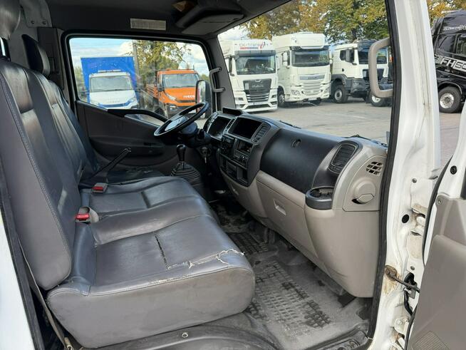 Nissan Cabstar Doka skrzynia ładunkowa
