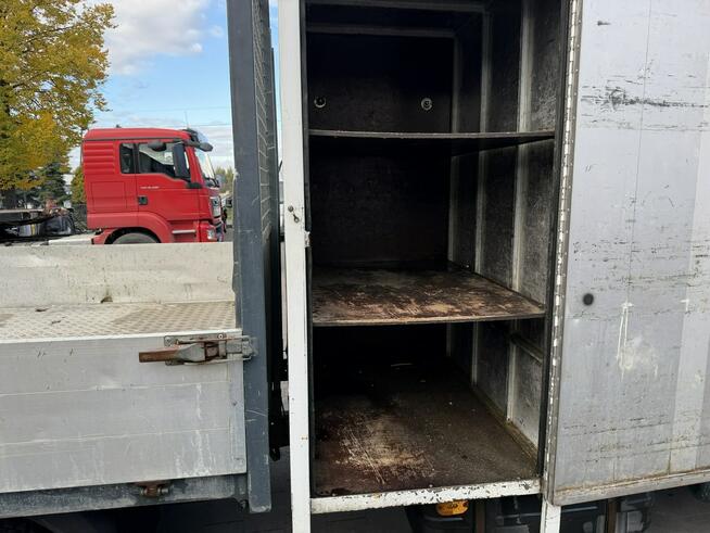 Nissan Cabstar Doka skrzynia ładunkowa