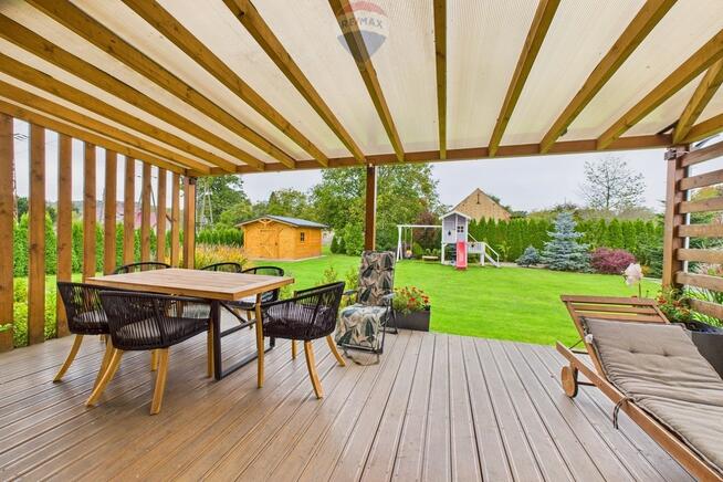 Nowoczesny, energooszczędny dom z pięknym ogrodem