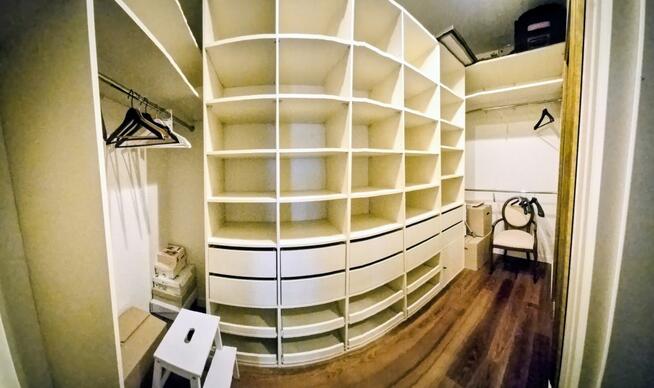 Mieszkanie Warszawa gm. Wilanów Wilanów, Prymasa Augusta Hlonda