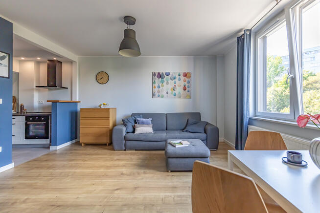 Kawalerka przy ul.Gwiaździstej | film