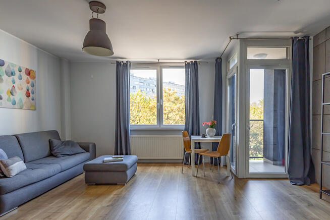 Kawalerka przy ul.Gwiaździstej | film