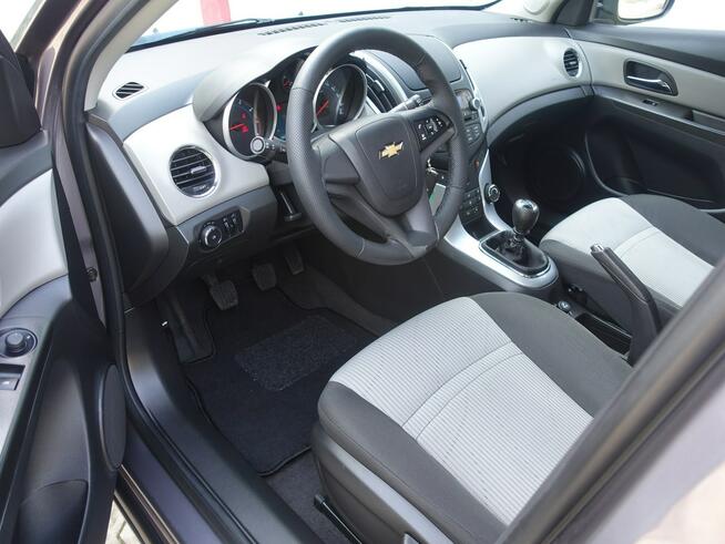 Chevrolet Cruze 1,6i Alu Klimatyzacja Opłacony Bezwypadkowy VIP Gwarancja