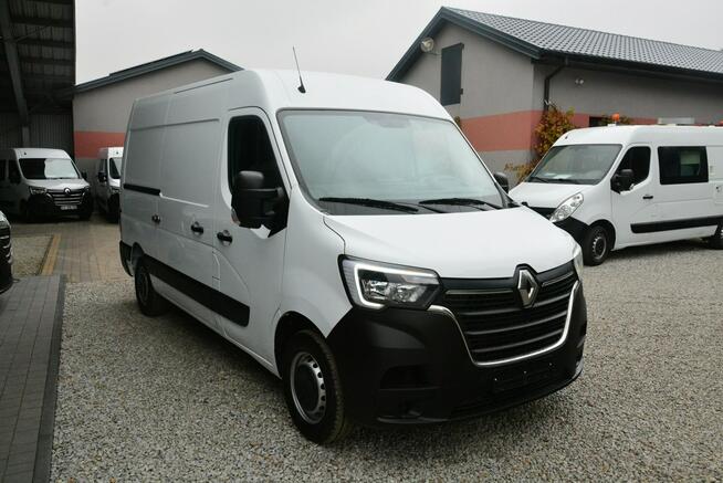 Renault Master sredniak L2H2 3 osobowy lift elektryk pełna opcja ELECTRIC 57kw77ps