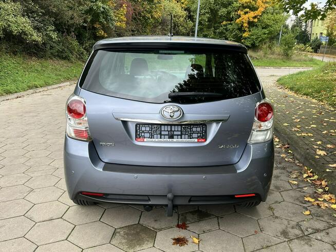 Toyota Verso 1.8 Benzyna opłacony Automat