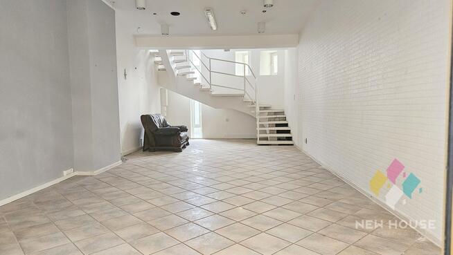 Lokal handlowo-usługowy w D.H Manhattan 110m2