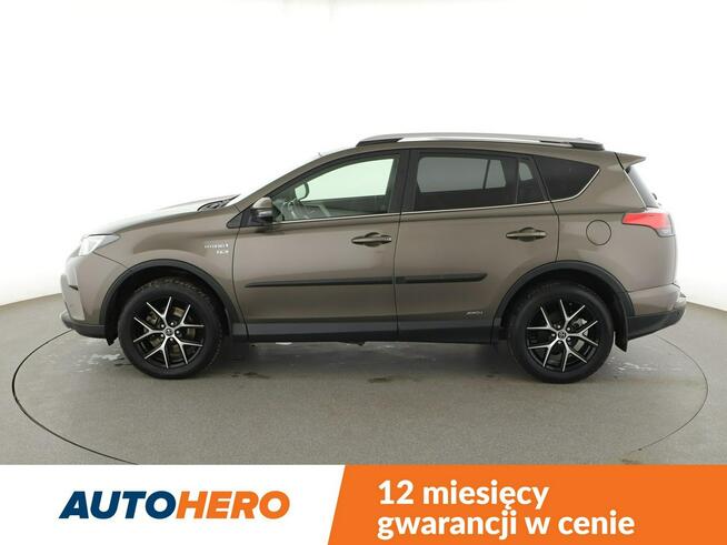 Toyota RAV-4 4x4 półskóra navi kamera grzane fotele LED asystenci Bluetooth