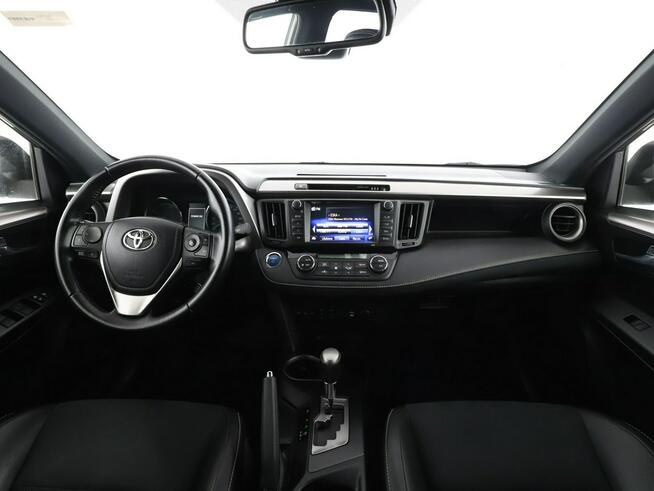 Toyota RAV-4 4x4 półskóra navi kamera grzane fotele LED asystenci Bluetooth