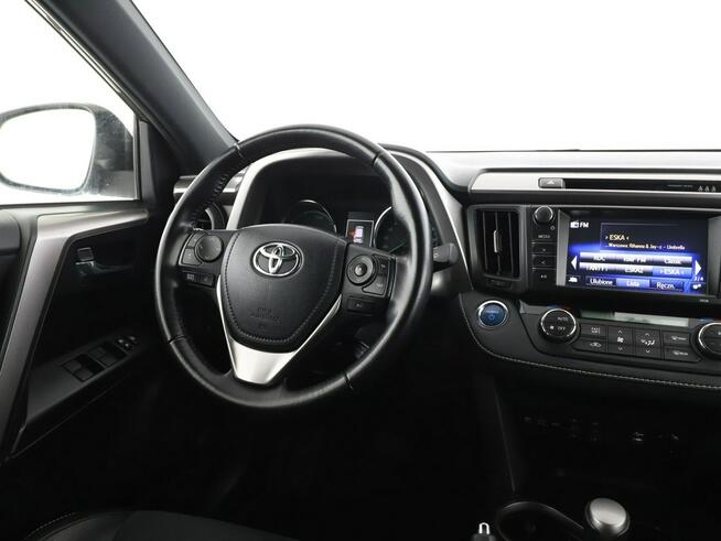 Toyota RAV-4 4x4 półskóra navi kamera grzane fotele LED asystenci Bluetooth