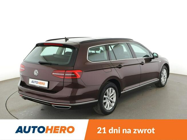 Volkswagen Passat 4x4 DSG panorama navi klima auto grzane fotele czujniki parkowania hak