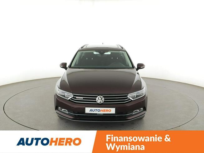Volkswagen Passat 4x4 DSG panorama navi klima auto grzane fotele czujniki parkowania hak