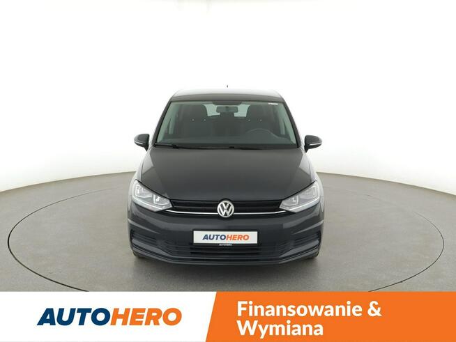 Volkswagen Touran navigacja klimatyzacja grzane fotele czujniki parkowania