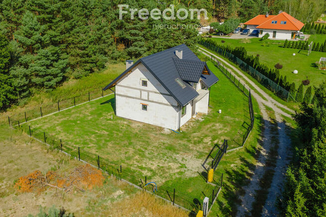 Dom w spokojnej okolicy | Smolarzyny