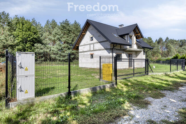 Dom w spokojnej okolicy | Smolarzyny