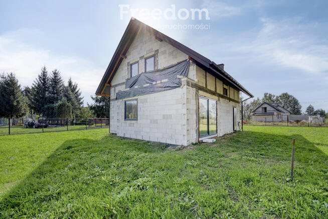 Dom w spokojnej okolicy | Smolarzyny