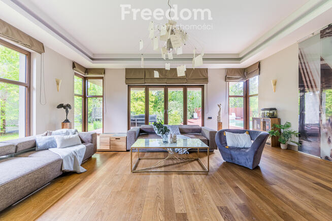 Prestiżowy azyl rodzinny z basenem