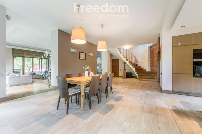 Prestiżowy azyl rodzinny z basenem