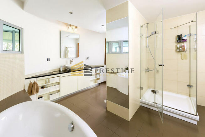 Komfortowy dom na Wilanowie. Dostępny od zaraz.