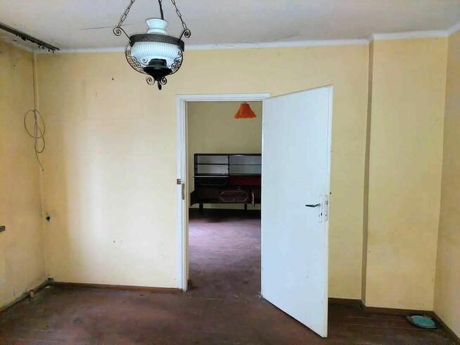 Sprzedam dom jednorodzinny DO REMONTU