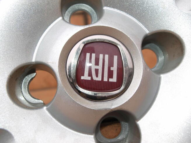 Fiat kołpaki 15 oryginalne (komplet 4 sztuki)