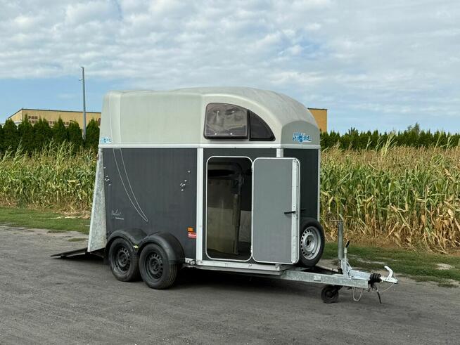 Humbaur Balios Przyczepa dla 2 koni używana zarejestrowana