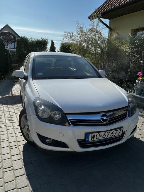 Sprzedam Opel Astra H 2012r