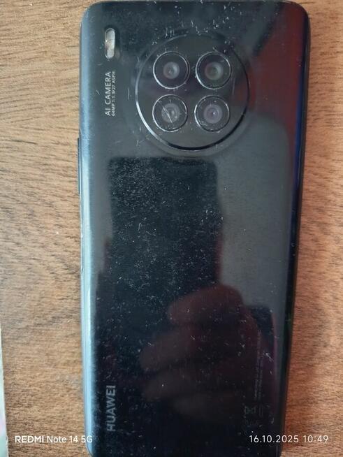 Sprzedam telefon Huawei 8 i w dobrym stanie