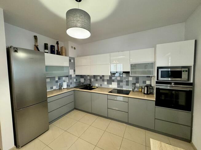 Umeblowane mieszkanie + garaż podziemny + komórka lokatorska