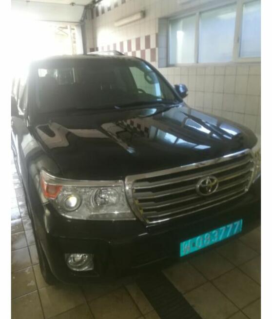 Pranie tapicerki sprzątanie samochodów