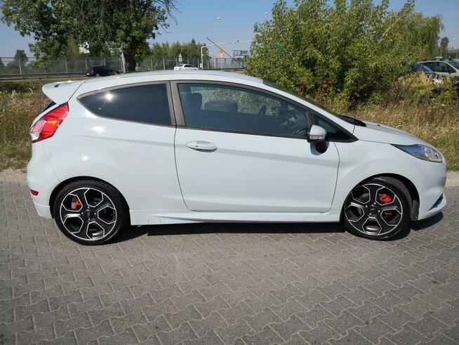 Ford Fiesta ST 200