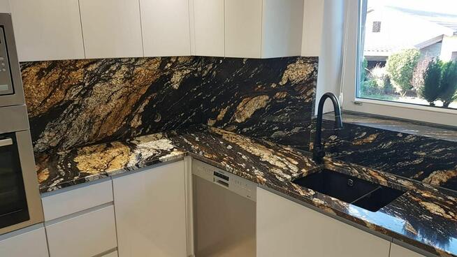 Blaty Kuchenne, schody , Parapety