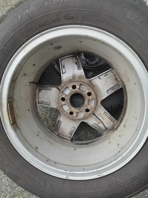 Sprzedam komplet kół zimowych do Audi A3 (felgi + opony)