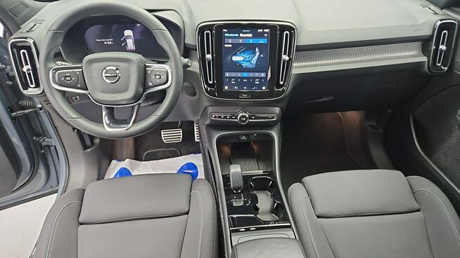 Volvo XC 40 73kWh P6 Recharge Plus aut ! Z Polskiego Salonu ! Faktura Vat 23% !