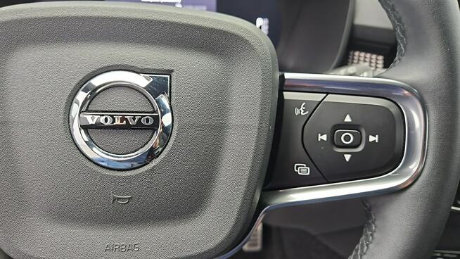 Volvo XC 40 73kWh P6 Recharge Plus aut ! Z Polskiego Salonu ! Faktura Vat 23% !