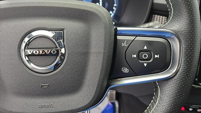 Volvo XC 40 T5 Plug-In Hybrid R-Design ! Z Polskiego Salonu ! Faktura Vat !