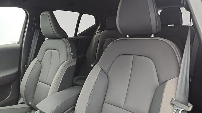 Volvo XC 40 73kWh P6 Recharge Plus ! Z Polskiego Salonu ! Faktura Vat !