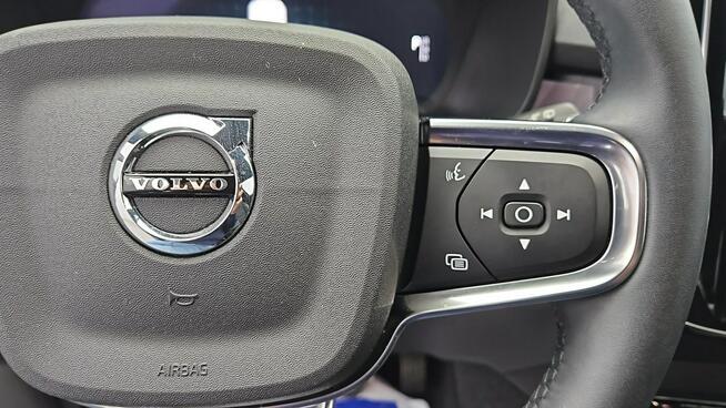 Volvo XC 40 73kWh P6 Recharge Plus ! Z Polskiego Salonu ! Faktura Vat !