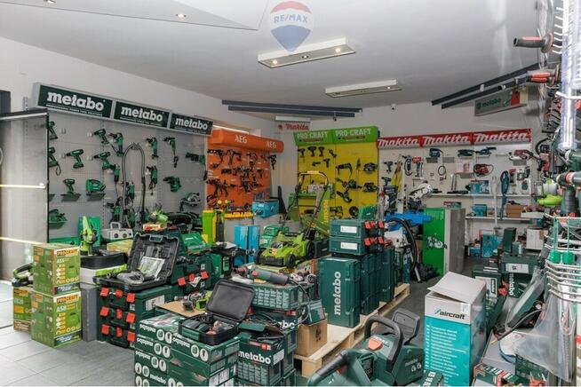 Nieruchomość z dochodową firmą branża budowlana