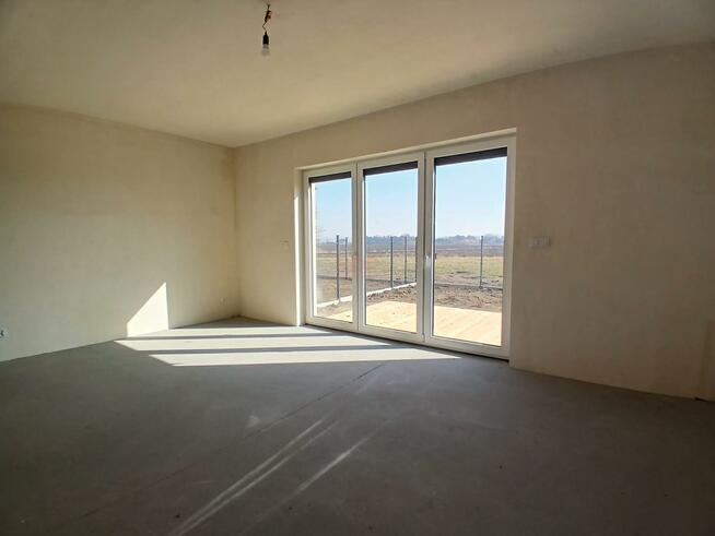 Dom Pełczyce gm. Kobierzyce, Kwiatowa