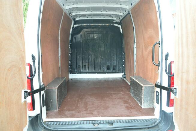 Renault Master sredniak L2H2 3 osobowy pełna opcja
