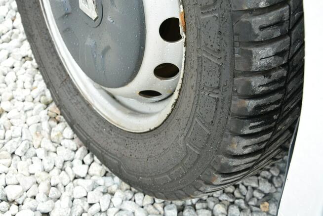 Renault Master sredniak L2H2 3 osobowy pełna opcja