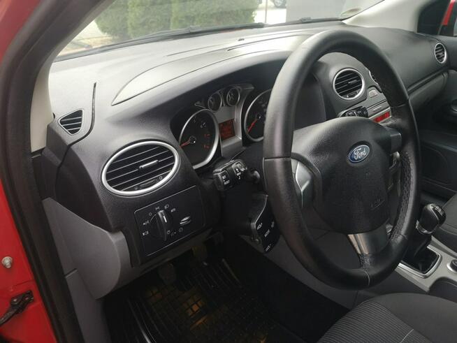 Ford Focus 1.8 16v 125KM Klimatronic Xenon Halogeny Alu Sprowadzony