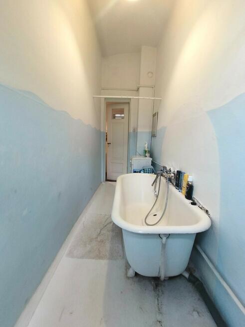 Na sprzedaż 4-pokojowe mieszkanie w Kamienicy