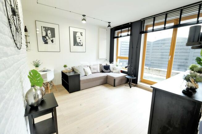 PIĘKNE MIESZKANIE Z DUŻYM 13m2 TARASEM I GARAŻEM